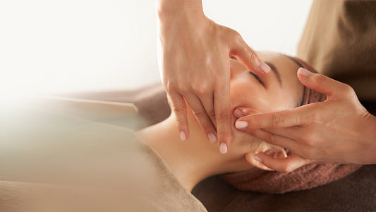 Postoperative Massage Following Plastic Surgery with Kathleen Lisson